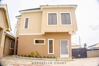 Arabelle Court - 2
