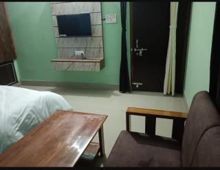 Prakash comfort inn homestay - 8