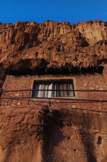 Bedouin Secret cave camp - 7