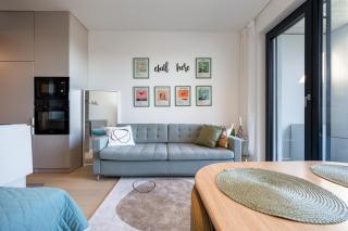 Design Studio - Pristavna, Bratislava & Parking - 0