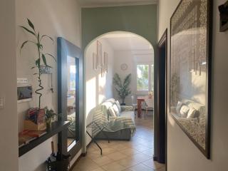 BELLAVISTA , Bright and Stylish Two Bedroom Apartment in the Historic Center - 5