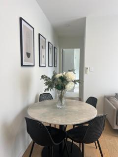 Comfortable 2BR Family Retreat Near Orewa Beach - 7