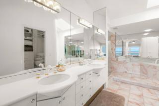 Siesta Breakers Penthouse on the Beach - 1