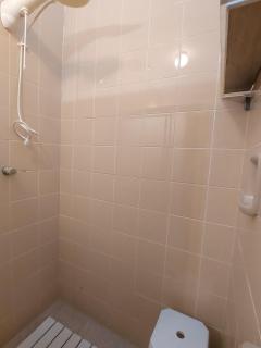 Casa de Hóspedes em Jurerê Internacional com Piscina e Jardim Compartilhados aprox 8 min da Praia - 8