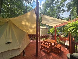 Paradise Gardens Glamping - 4