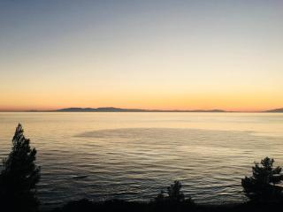 Sea Horizon Private Villa with Panoramic Sea Views - 9