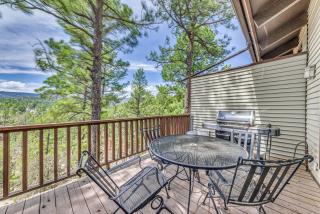 Ruidoso Home with Private Wet Bar and Pool Table - 8