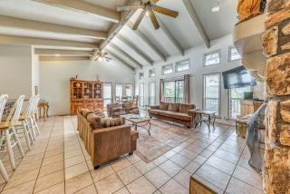 Ruidoso Home with Private Wet Bar and Pool Table - 5
