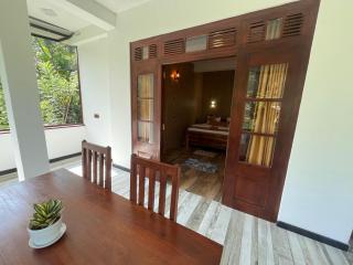 THE " ONEX PARADISE " ELLA - Ella - 8