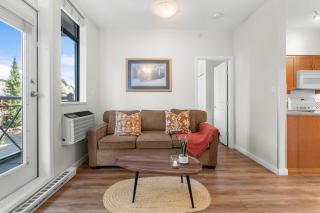 Alpenglow Lodge Junior One Bedroom by MVA - 2