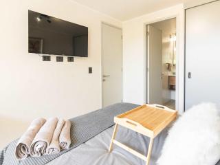 HOM I WiFi, Parking, Metro Toesca, Acceso seguro - 2