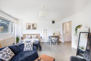 L'Eden Appart, Fibre, Garage, Balcon, Calme et Cosy - 8