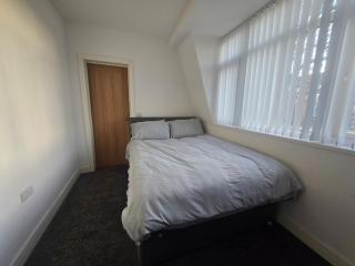 1 Bed City Centre Apartment - 5