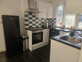 1 Bed City Centre Apartment - 2