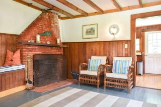 Private beach access Wrap around porch - 2