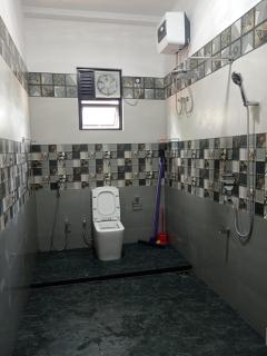 Biyagama Highway view Luxury House - 8