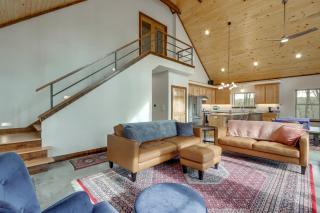 Epic Lake Views! Contemporary Eureka Springs Home - 4