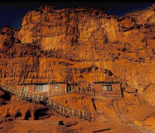 Bedouin Secret cave camp - 9