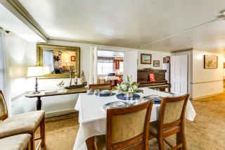 Walk to Shops and Eats Apt in Downtown Elizabeth - 9