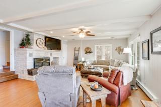 Family Home with Private Dock on Lake of the Ozarks! - 5