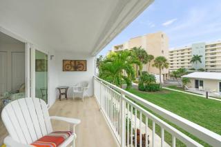 Jamaica Royale 2BR TownHome - 6