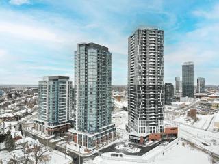Stylish Downtown Suite with Patio & City Views - 5