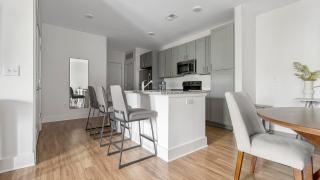 Landing Apartments - The Mason at Six Mile Creek - 6