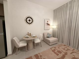 GLOBALSTAY New Studio near Waterworld and Warner Bros entrance - 3