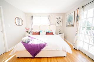 Spacious 5BR 2BA Free Parking Minutes to DC with Foosball - 0