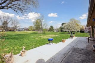 Near Shopping & Dining- The South Bend Bungalow - 6