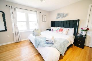 Spacious 5BR 2BA Free Parking Minutes to DC with Foosball - 7