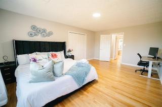 Spacious 5BR 2BA Free Parking Minutes to DC with Foosball - 6