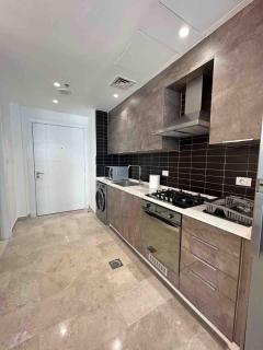 Luxury one bedroom apartment at Damac towers - 6