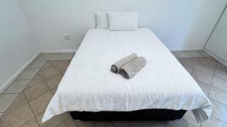 3 Pentago Ensuite Units - 4