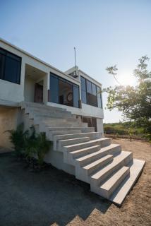 Casa Kona, Luxury Beachfront Villa with Lap Pool & Palapa - 3