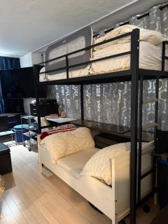 Penthouse 2 stroy 2 bedroom water views to share - 8