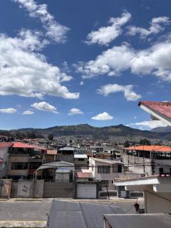 Depa Guajaló - Quicentro Sur con Terraza y Parking - 1