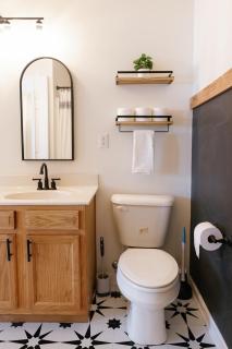 "The Dawning House" - Peaceful Modern Stay w/ Yard - 6