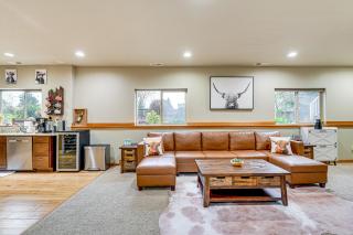 Near Ferry, Shops and Eats! Anacortes Townhome - 5