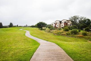 Golf Estate Apartment with Garden Views and Work-Friendly - 7