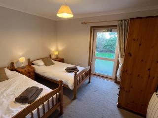 Taigh a 'Gheàrr Cottage in Shawbost, Isle of Lewis - 3