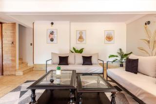 MOT Villa Wine House Escorihuela Gascon Winery - 1