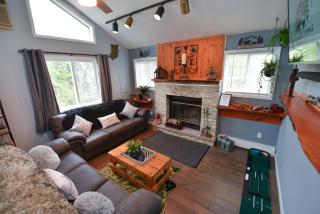 Bool Bear Lodge a pet friendly Pocono Vacation Home with Fireplace, BBQ and more - 5