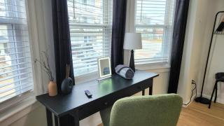 The Row House- Modern, Stylish and Newly Updated! - 6