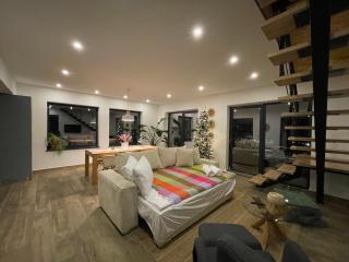 Sunset Hills Transylvania Upper - 1