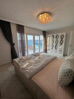 WHİTE ROSE VİLLA Jakuzili ve Isıtma Havuzlu - 4