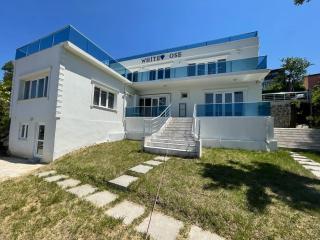 WHİTE ROSE VİLLA Jakuzili ve Isıtma Havuzlu - 8