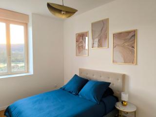 Le Celestya, confort au bord du rhône avec terrasse - 6