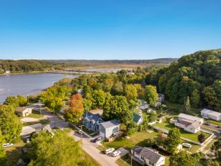 The Glarum House - Gorgeous Historic Home & AC! - Elberta - 9