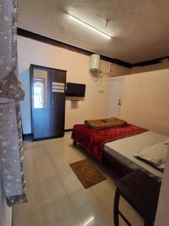 Private 3BHK Unit in Landmark 6BHK Building - 8